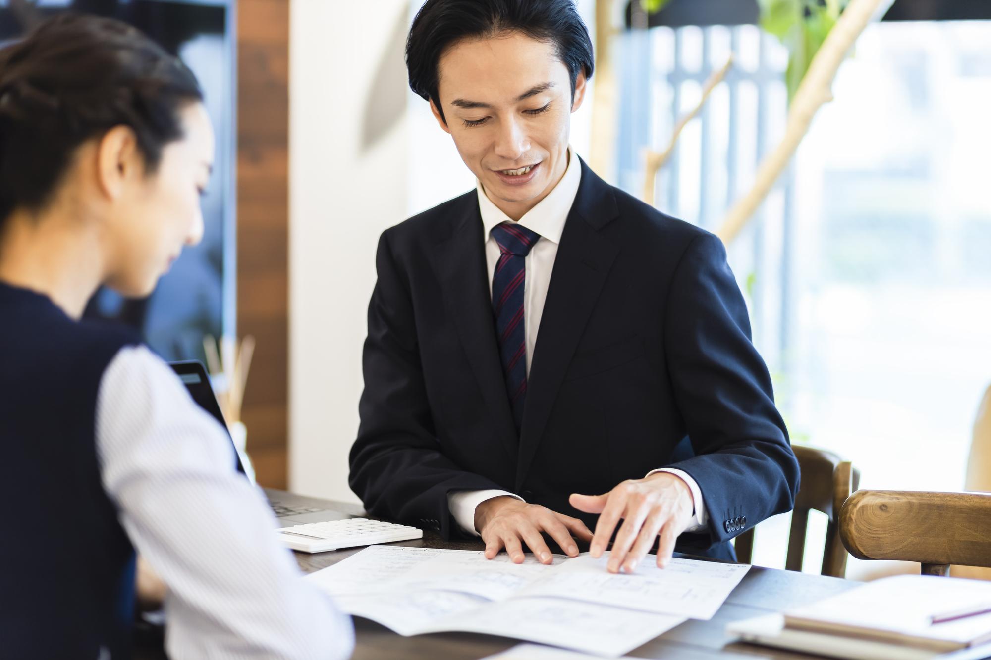 クロスセルとは？アップセルとの違いや成功のポイントを解説