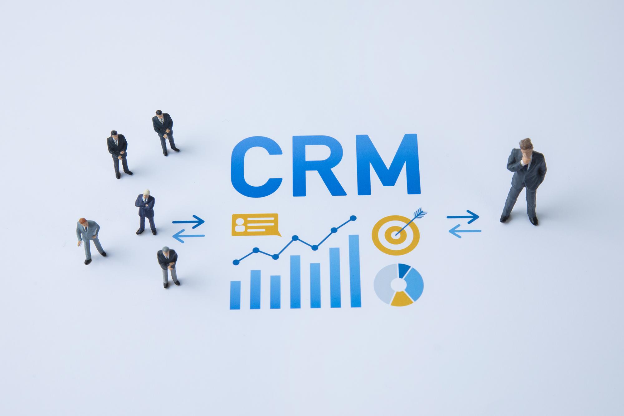 CRM戦略とは？導入すべき理由と戦略立案の手順を解説