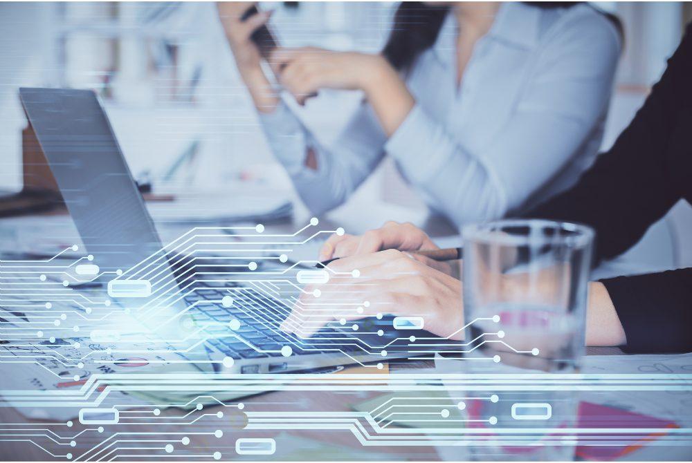 kintone（キントーン）の利用料金は高い？料金プランや機能を徹底解説