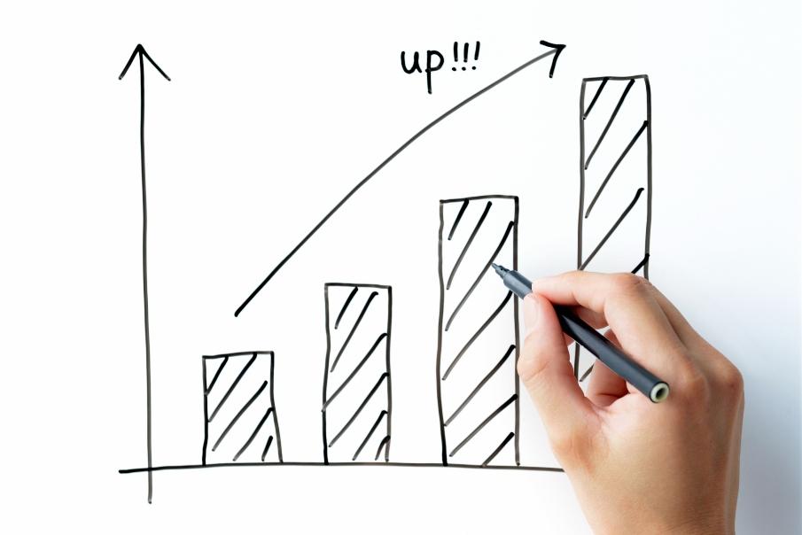 売上アップは営業力の底上げから!一石二鳥の営業会議を実現する4つのステップ