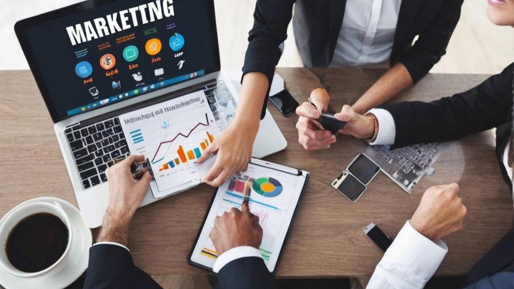 保険業界におすすめのCRM10選を徹底比較!導入メリットや選び方を解説