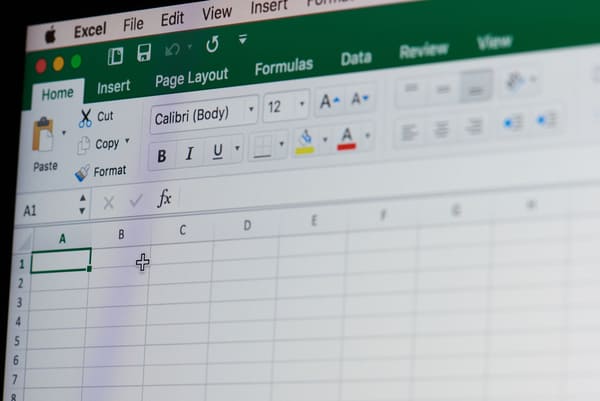 Excel（エクセル）を活用した案件管理の限界
