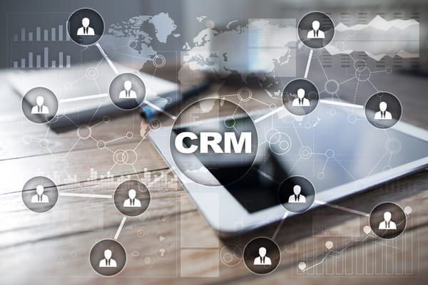 CRM（顧客管理）とは？意味や役割を解説