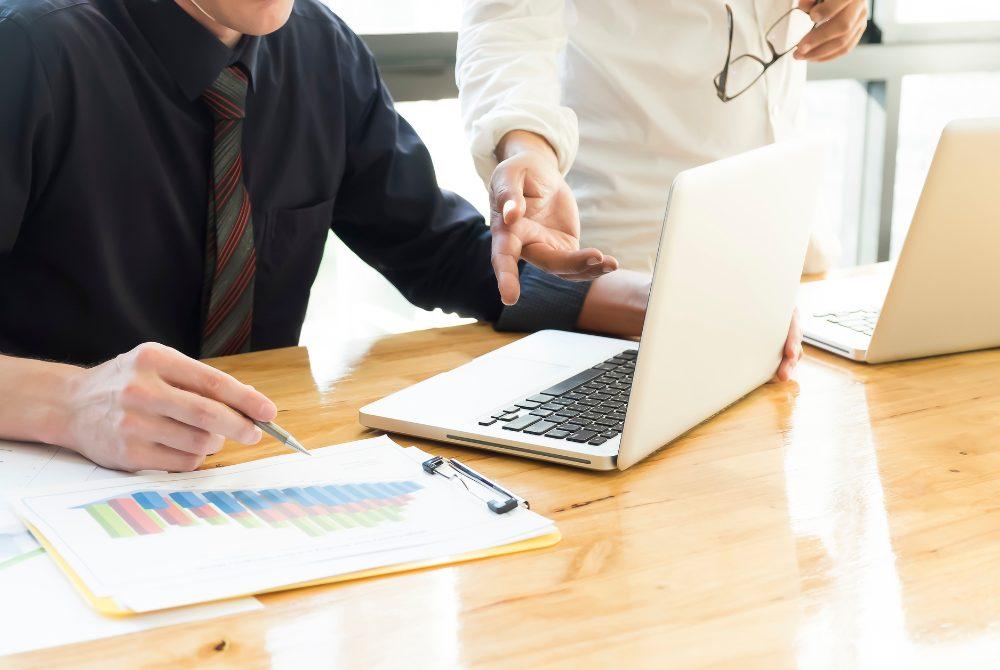 kintone(キントーン)とは?特徴・機能・価格から使い方の活用事例もご紹介